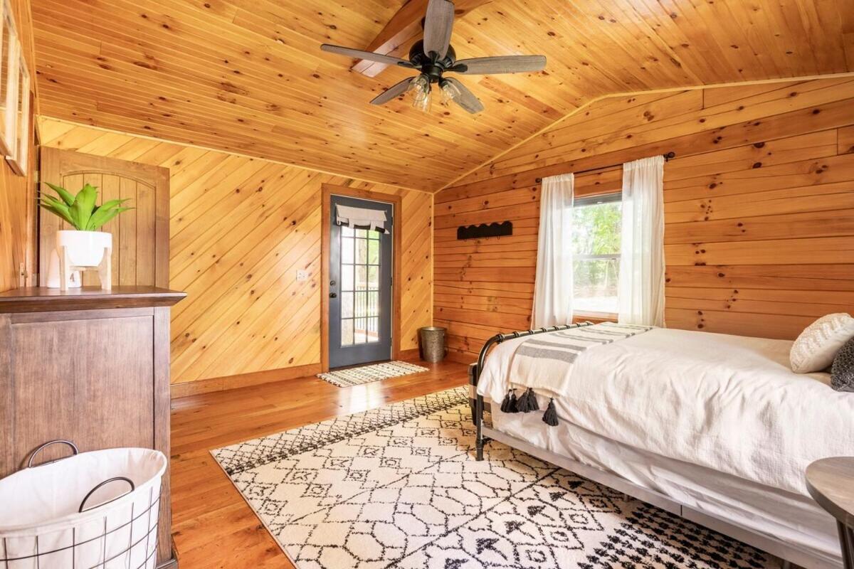Secluded Wooded Cabin Near The Hocking Hills New Straitsville Екстериор снимка