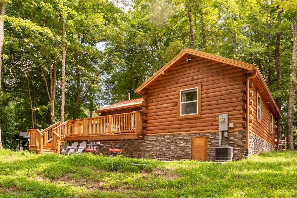 Secluded Wooded Cabin Near The Hocking Hills New Straitsville Екстериор снимка