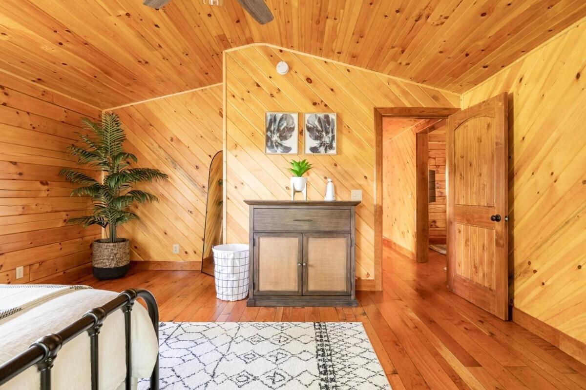 Secluded Wooded Cabin Near The Hocking Hills New Straitsville Екстериор снимка