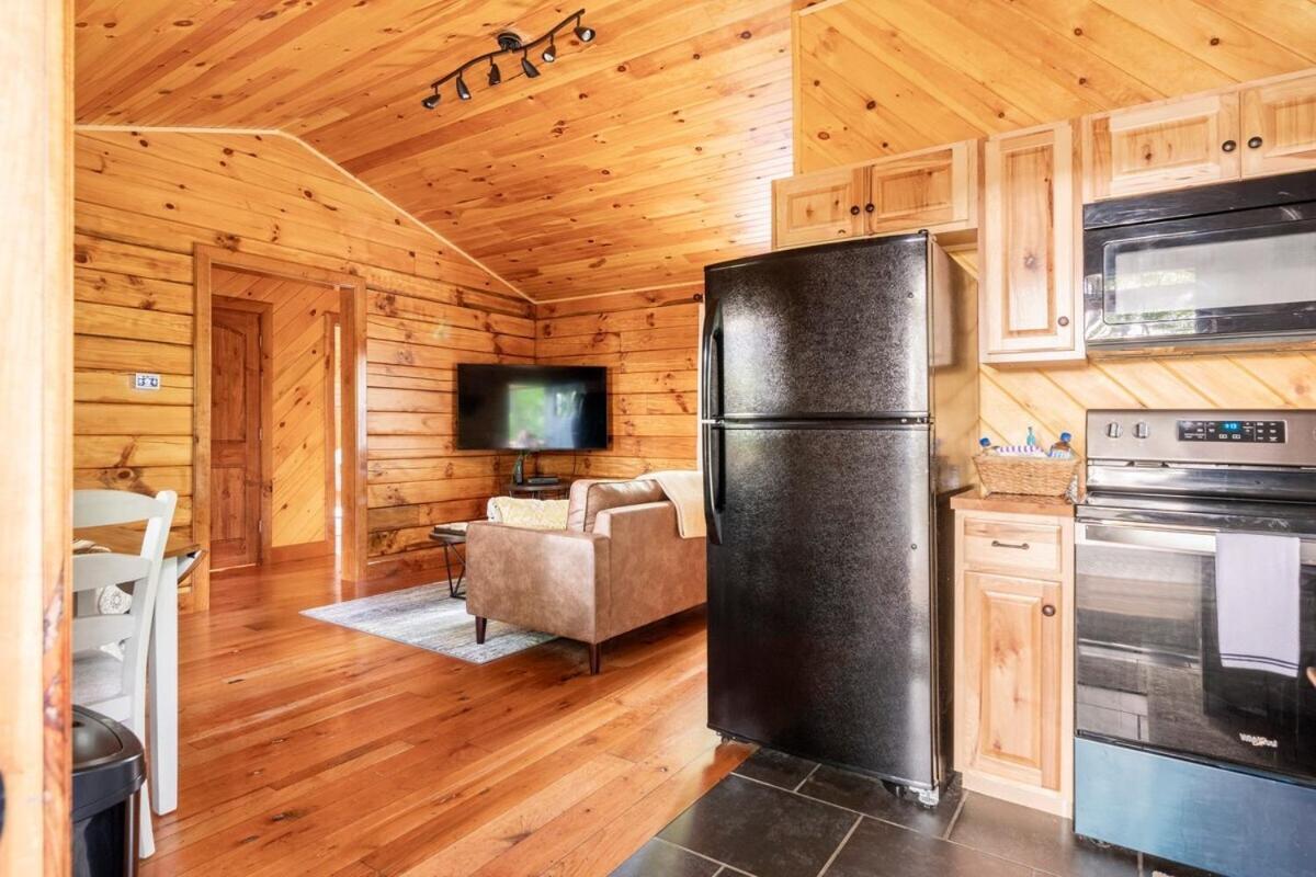 Secluded Wooded Cabin Near The Hocking Hills New Straitsville Екстериор снимка