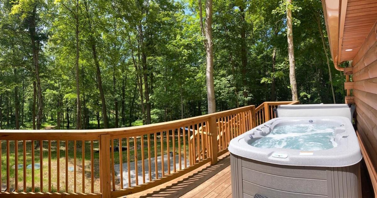 Secluded Wooded Cabin Near The Hocking Hills New Straitsville Екстериор снимка