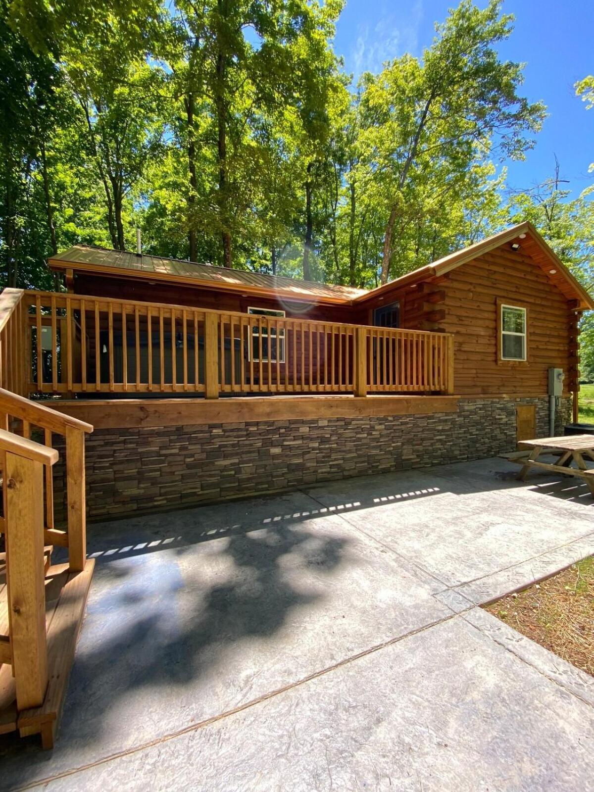Secluded Wooded Cabin Near The Hocking Hills New Straitsville Екстериор снимка